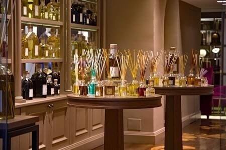 What Is in Bath and Body Works Wallflowers