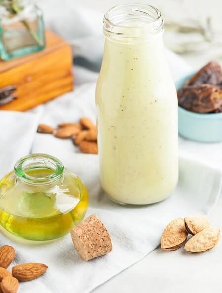 Can Cats Have Almond Milk